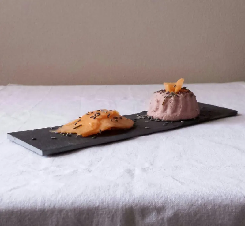 Zabaione ghiacciato al Porto sformato, con carpaccio di melone