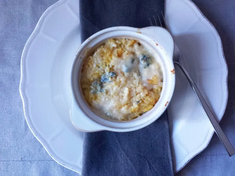 Polenta bramata al gorgonzola gratinata in cocotte