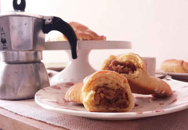 Nussgipfel fatti in casa sulla gratella, visti da vicino